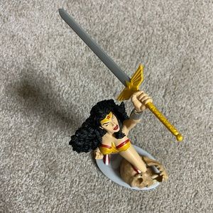 Wonder Woman figure